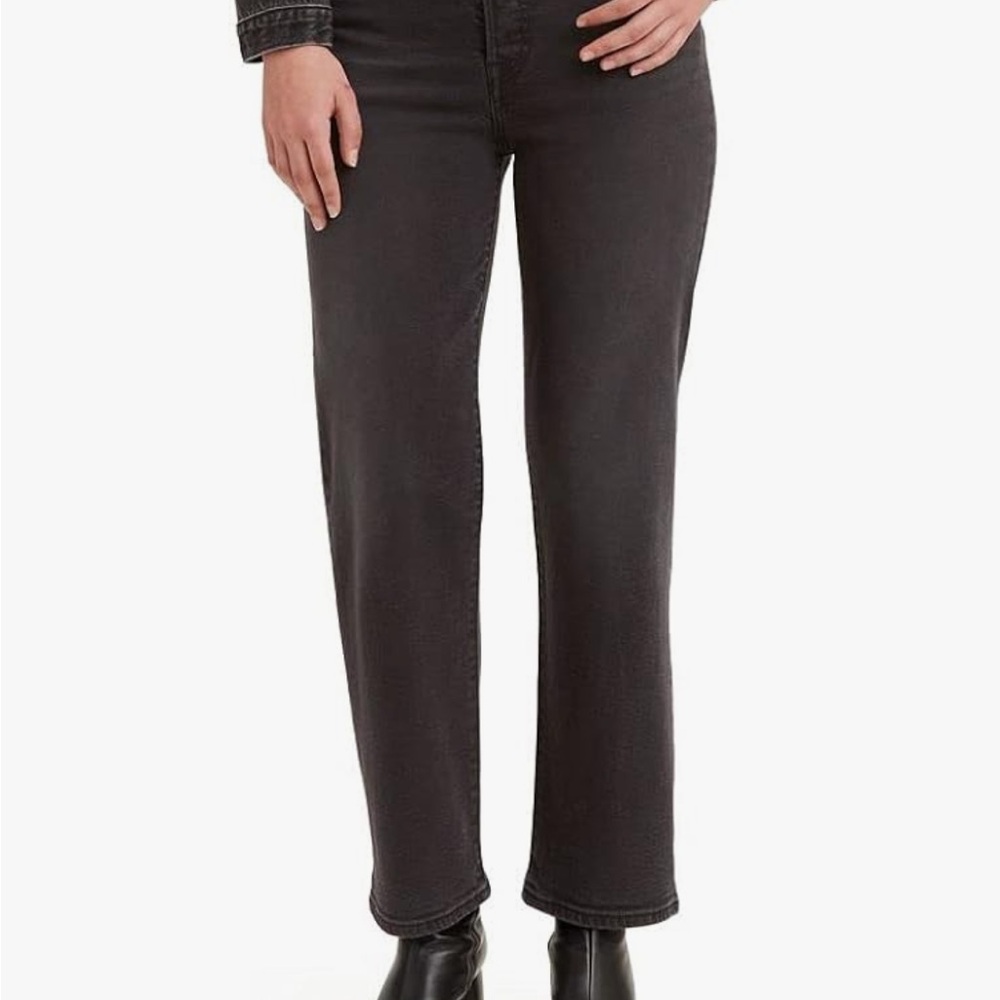 Levi’s Black Ribcage Straight Ankle Jeans